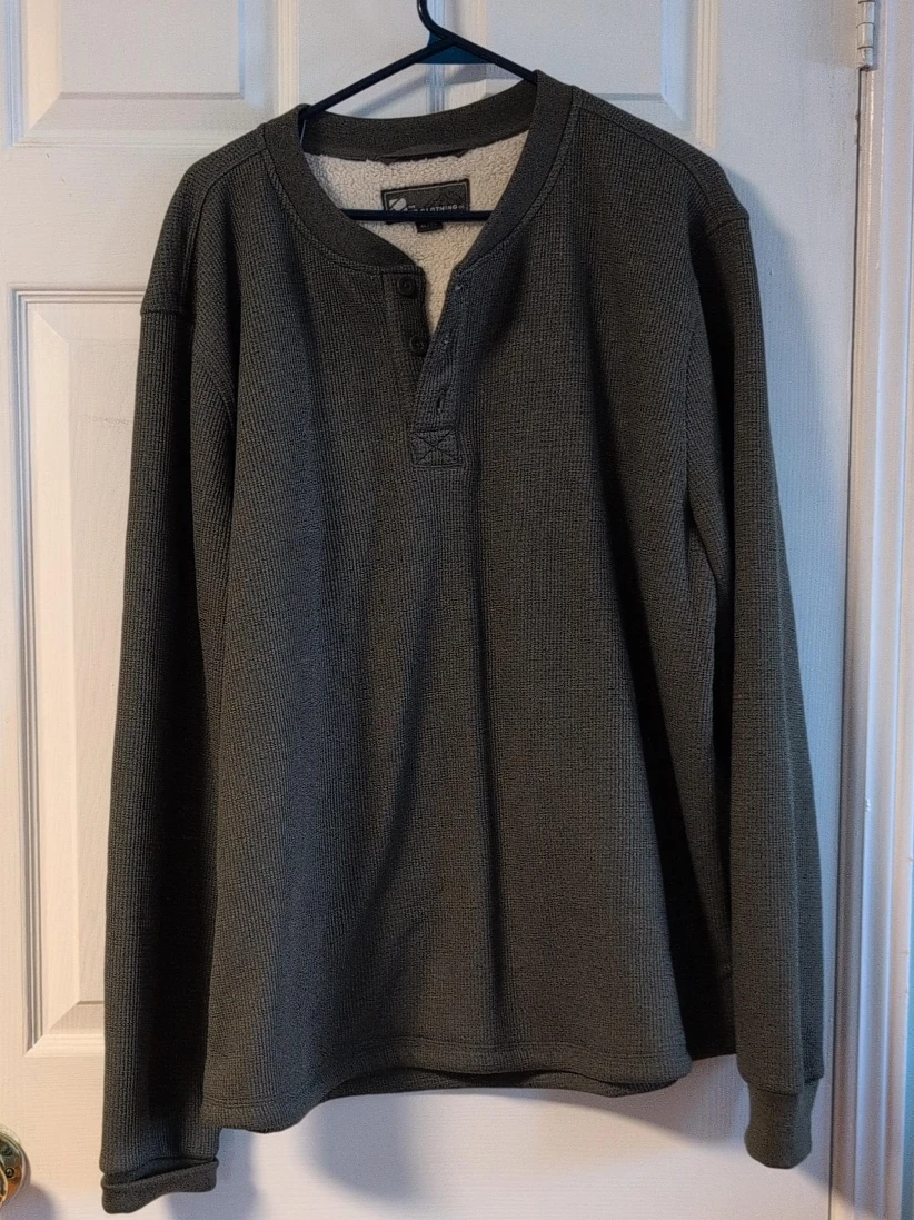 North River Olive Green Henley - Size L