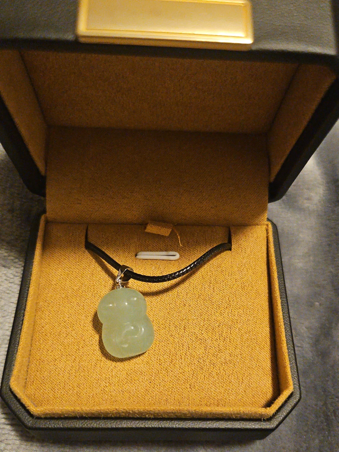 Jade Pendant Necklace with Box