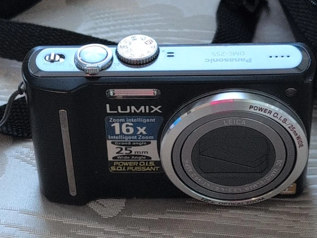 Panasonic Lumix DMC-ZS5 Camera