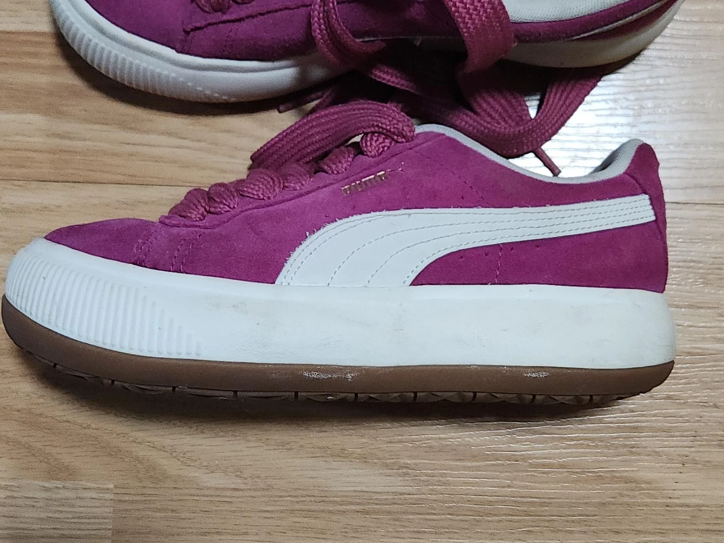 Puma Suede Platform Sneakers - Size 7