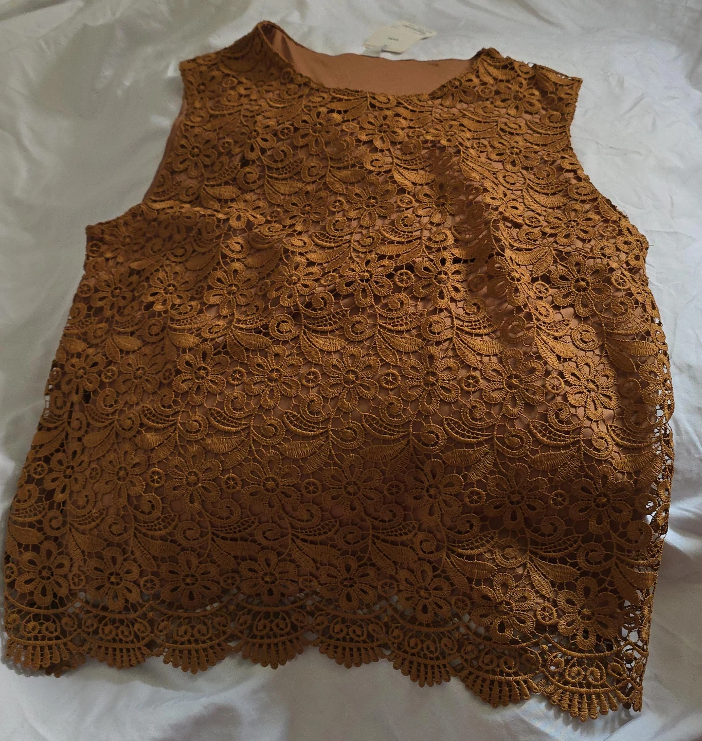 Beautiful New Uniqlo Brown Lace Sleeveless Top #Cleanout