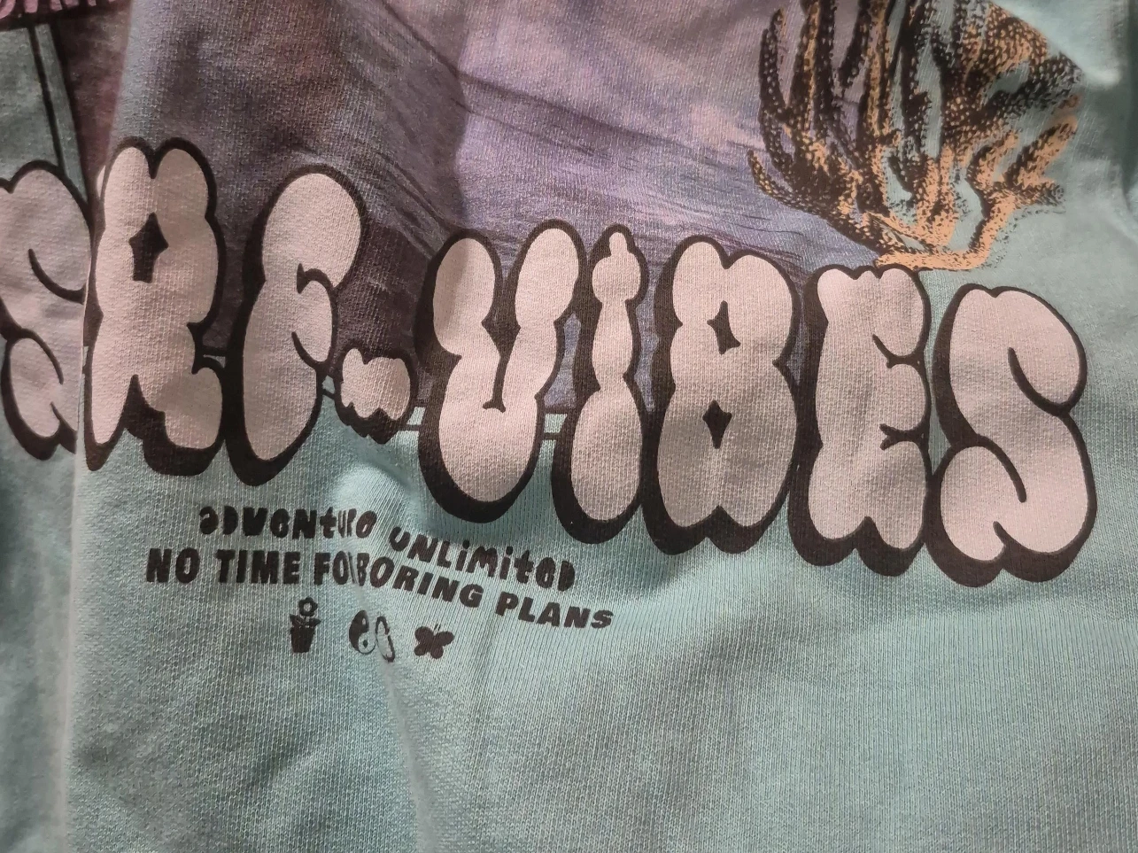 Surf Vibes Crewneck Sweatshirt