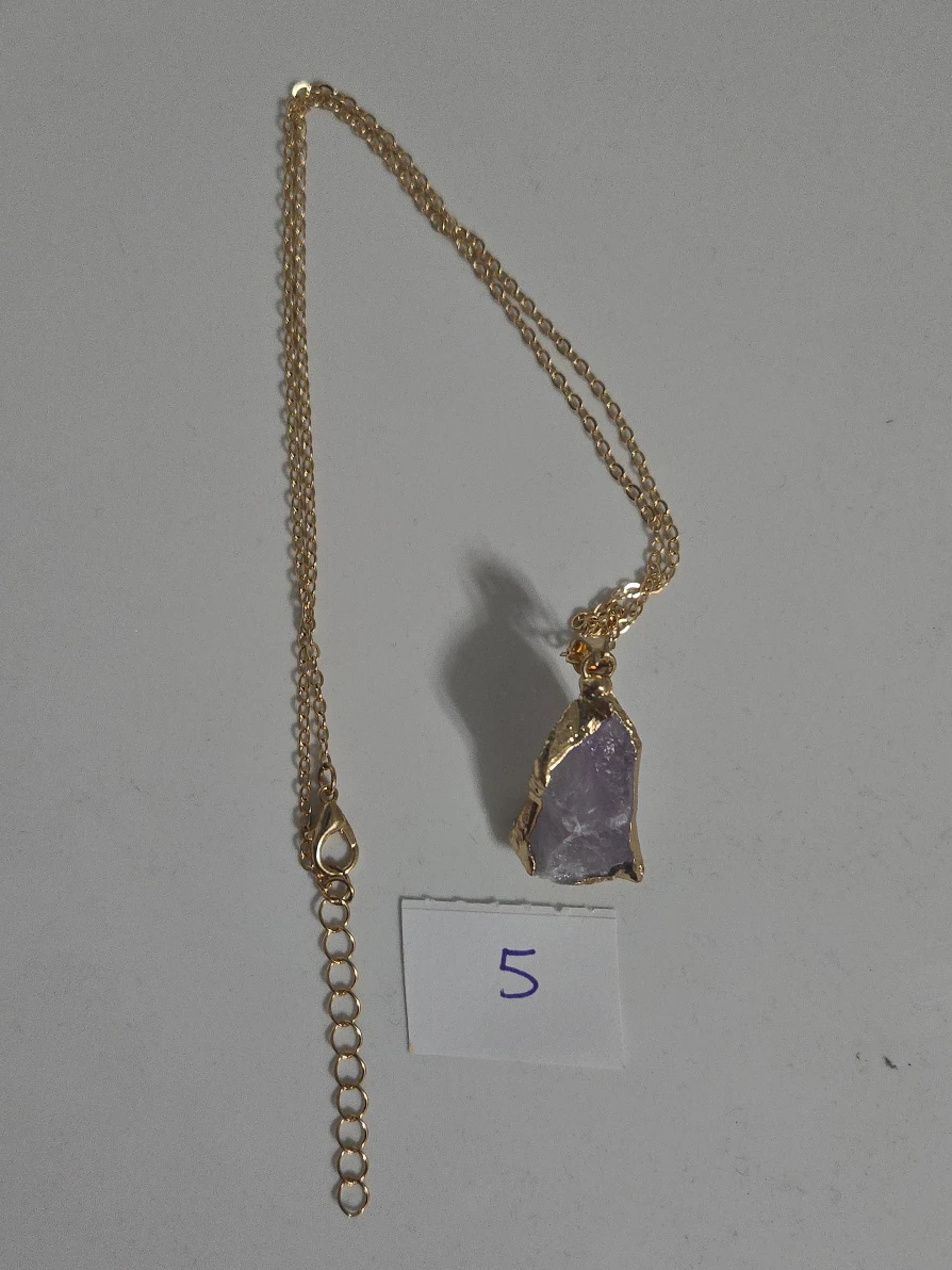Gold Chain Necklace with Amethyst Pendant