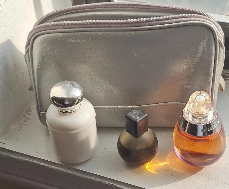 Estee Lauder Perfume Set with Bag