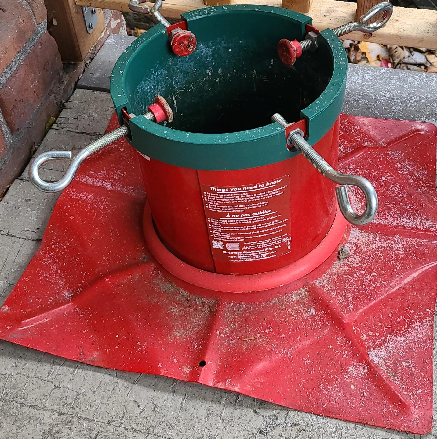 Christmas Mountains Tree Stand