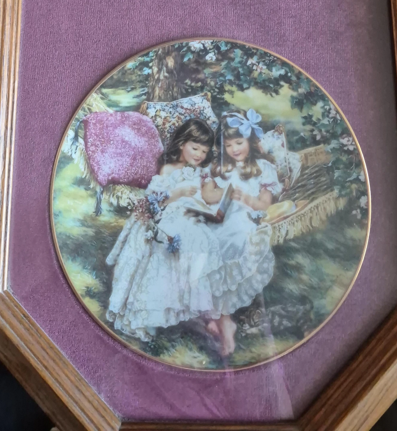 Decorative Plate - Two Girls Reading