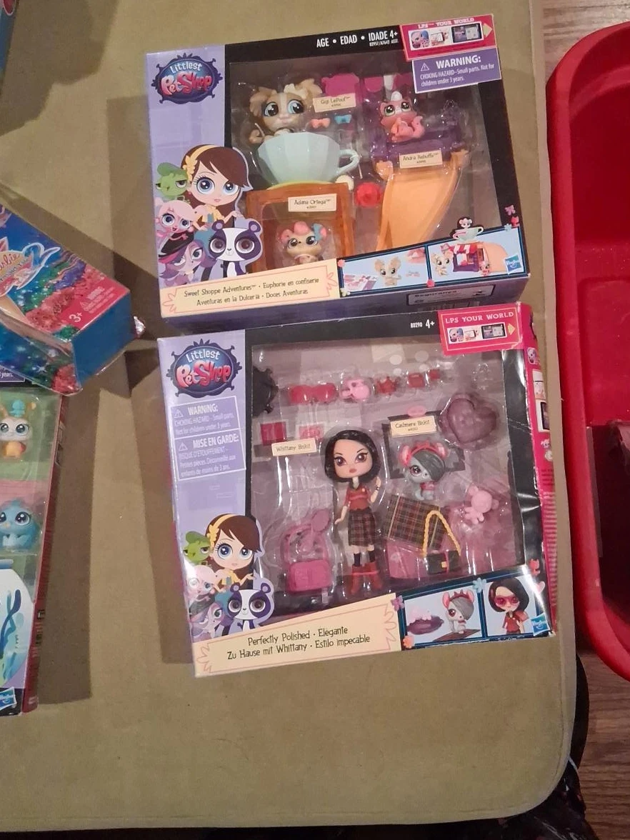 Littlest Pet Shop Doll Sets