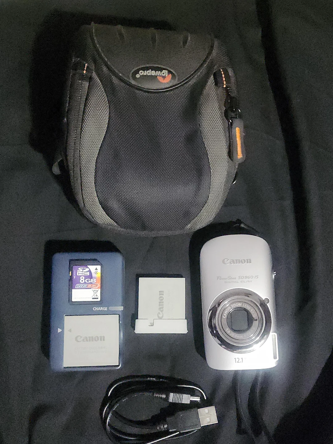 Canon PowerShot SD960 IS Digital Camera