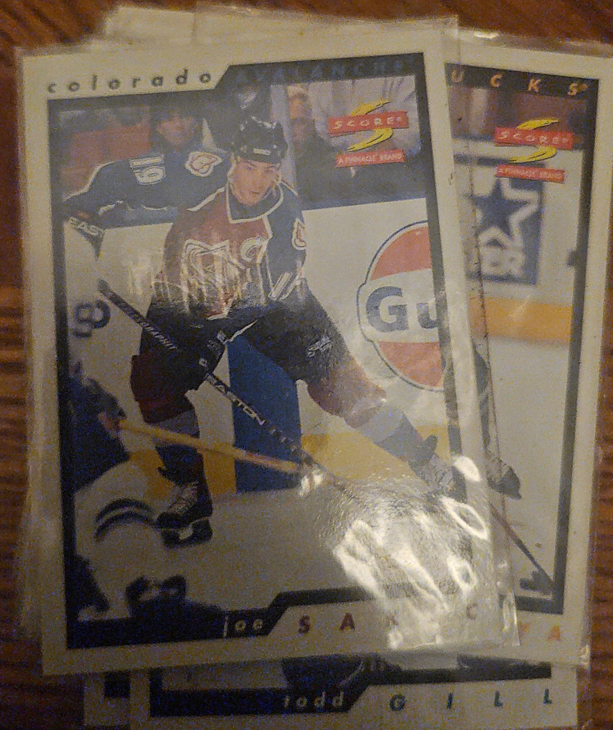 Score Hockey Cards - Joe Sakic & Todd Gill