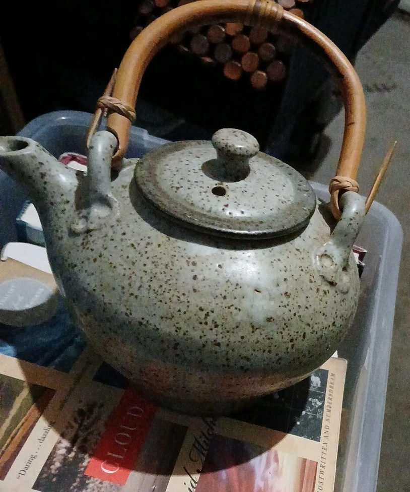 Speckled Ceramic Teapot with Bamboo Handle