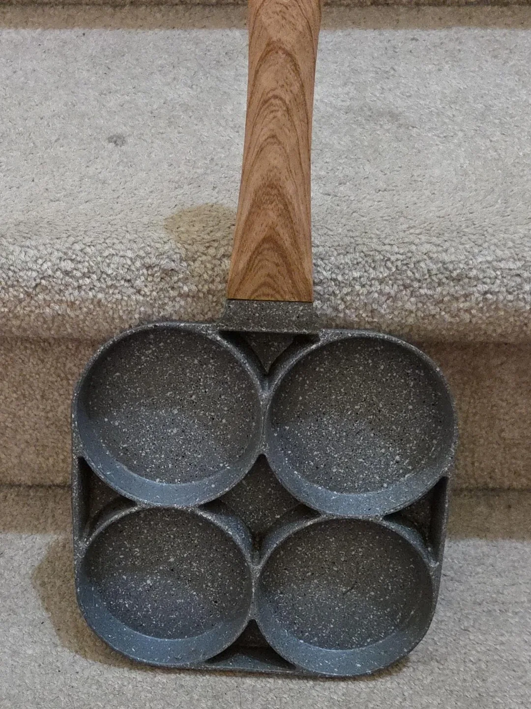 Four-Cup Egg Frying Pan