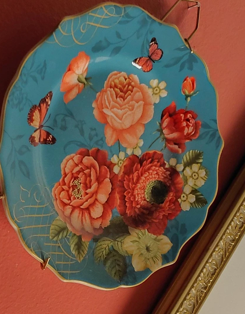Decorative Floral Wall Plate