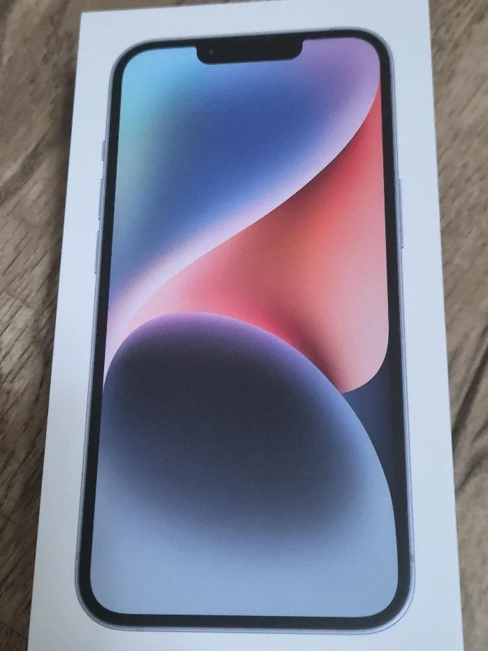 Apple iPhone 14 box case