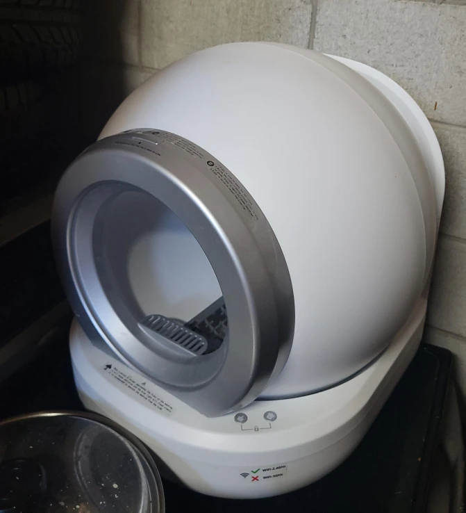 Litter-Robot 3 Connect Automatic Self-Cleaning Litter Box