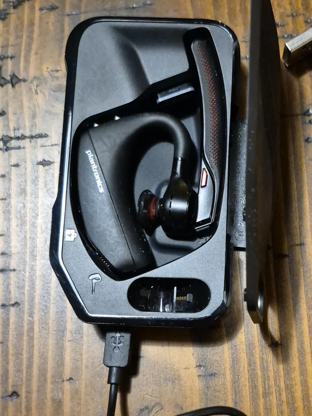 Plantronics Voyager 5200 UC Bluetooth Headset