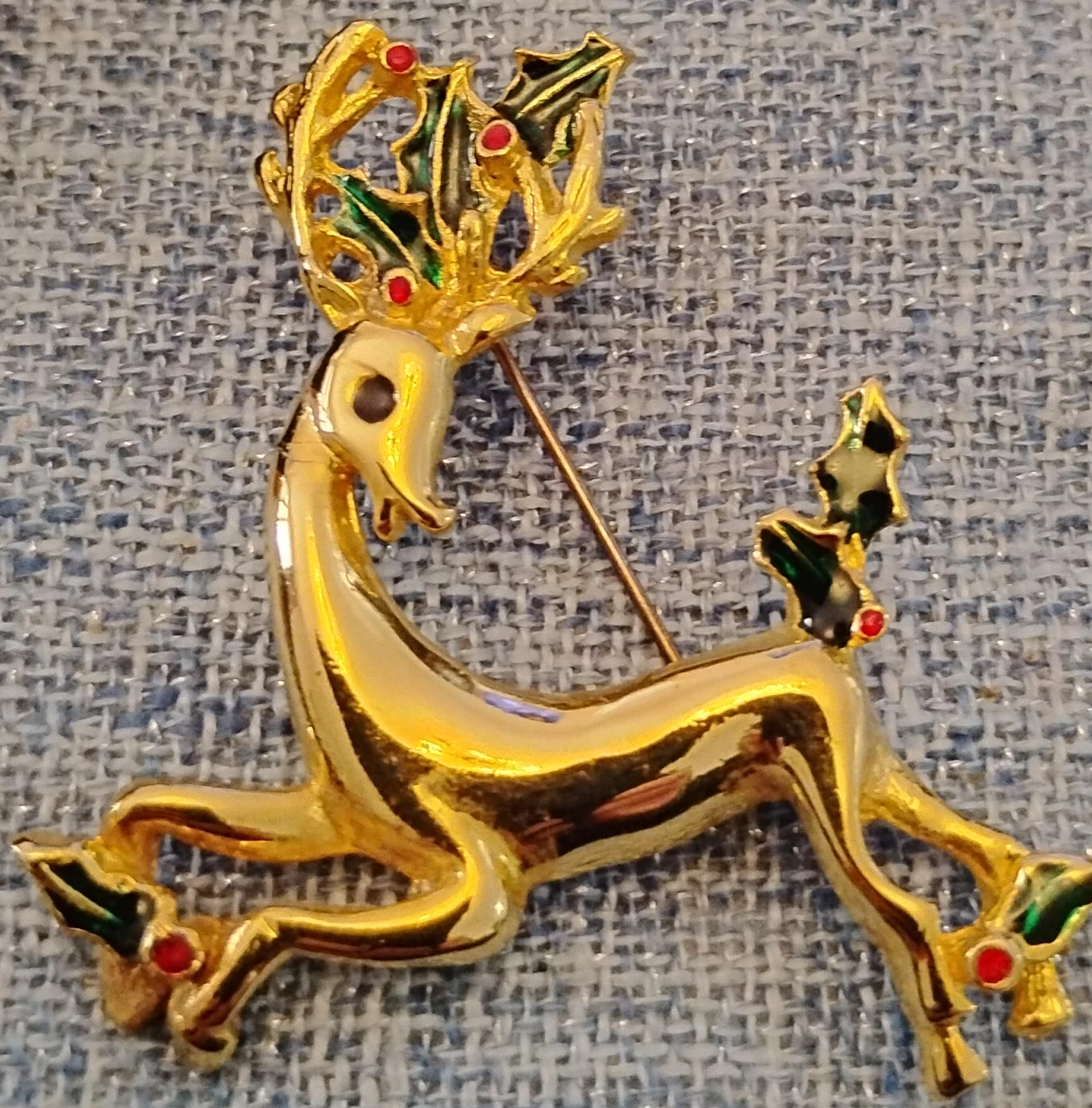 Reindeer Christmas Pin