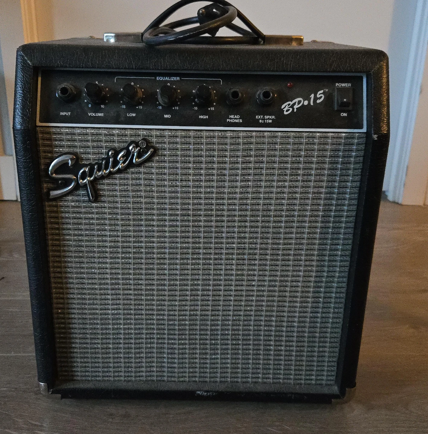 Squier BP-15 Bass Amplifier
