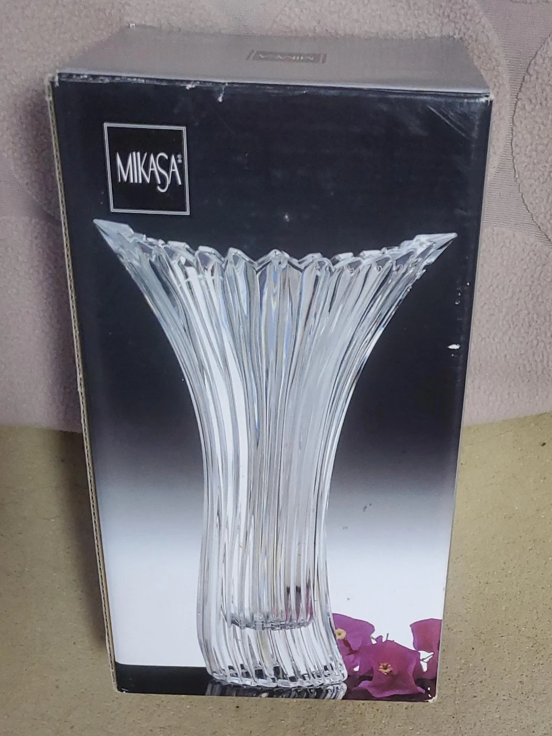 Mikasa Vase in Box - Crystal Clear