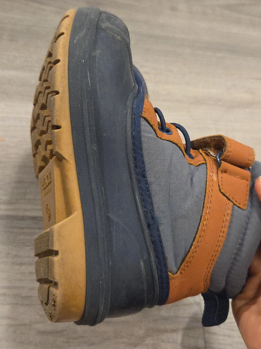 Stonz Blue & Brown Winter Boots Size 9