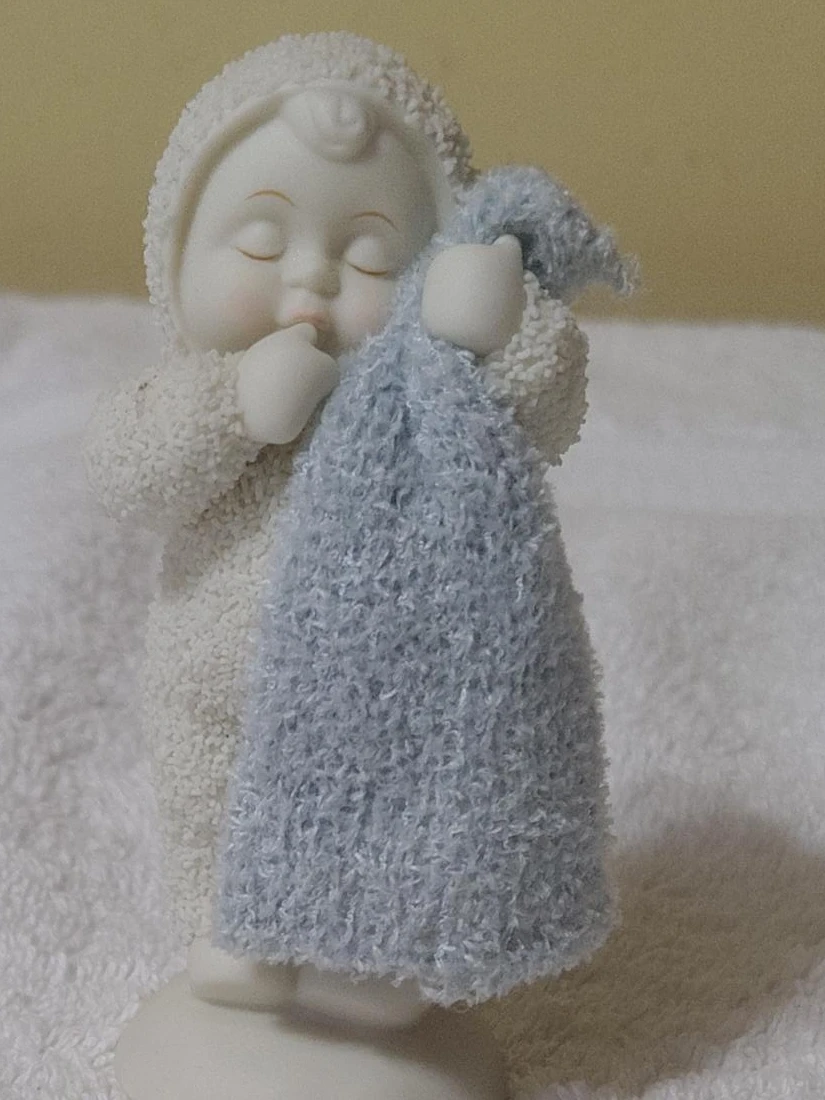 Snowbabies "Sleepyhead" Figurine