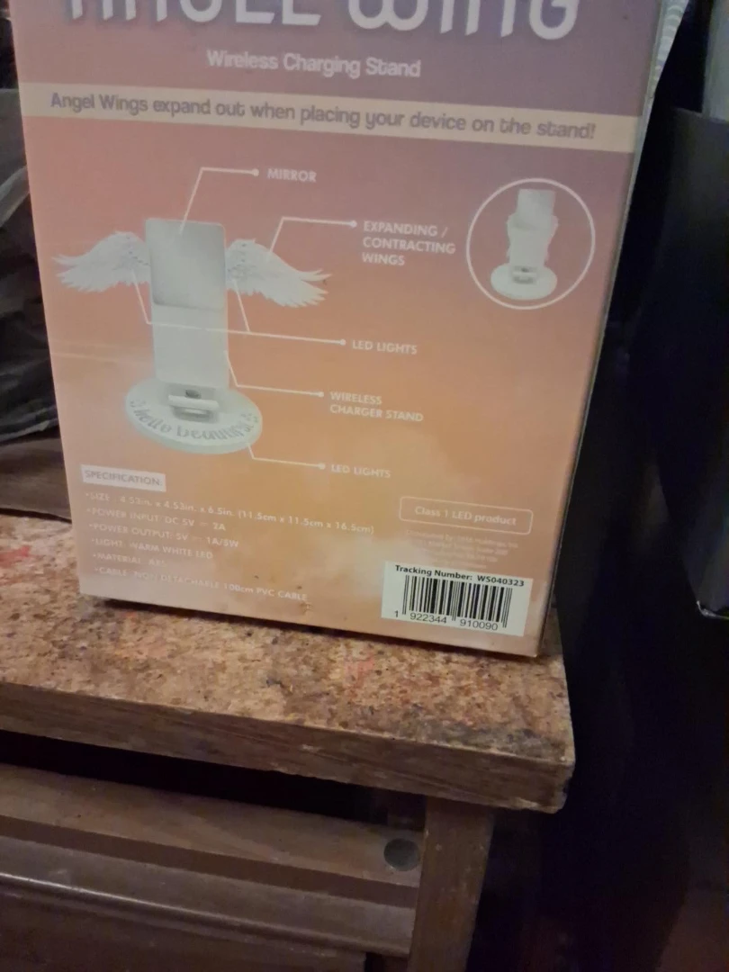 Wireless Charging Stand with Angel Wings