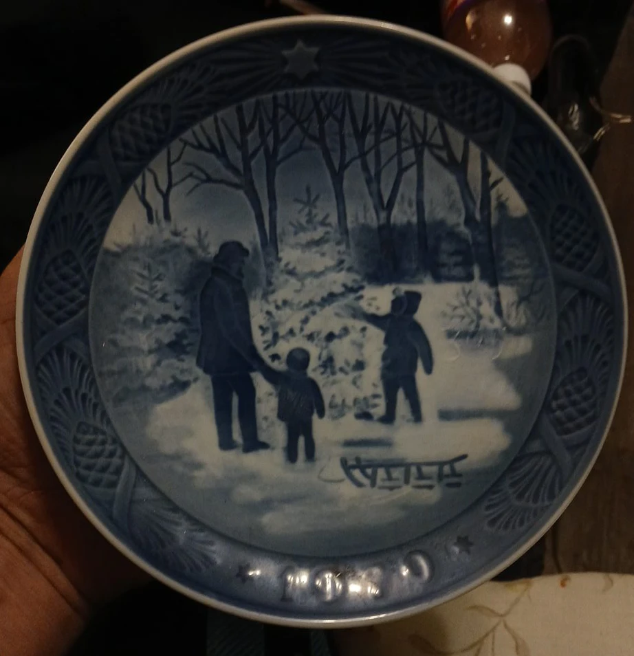 Bing & Grondahl 1980 Christmas Plate
