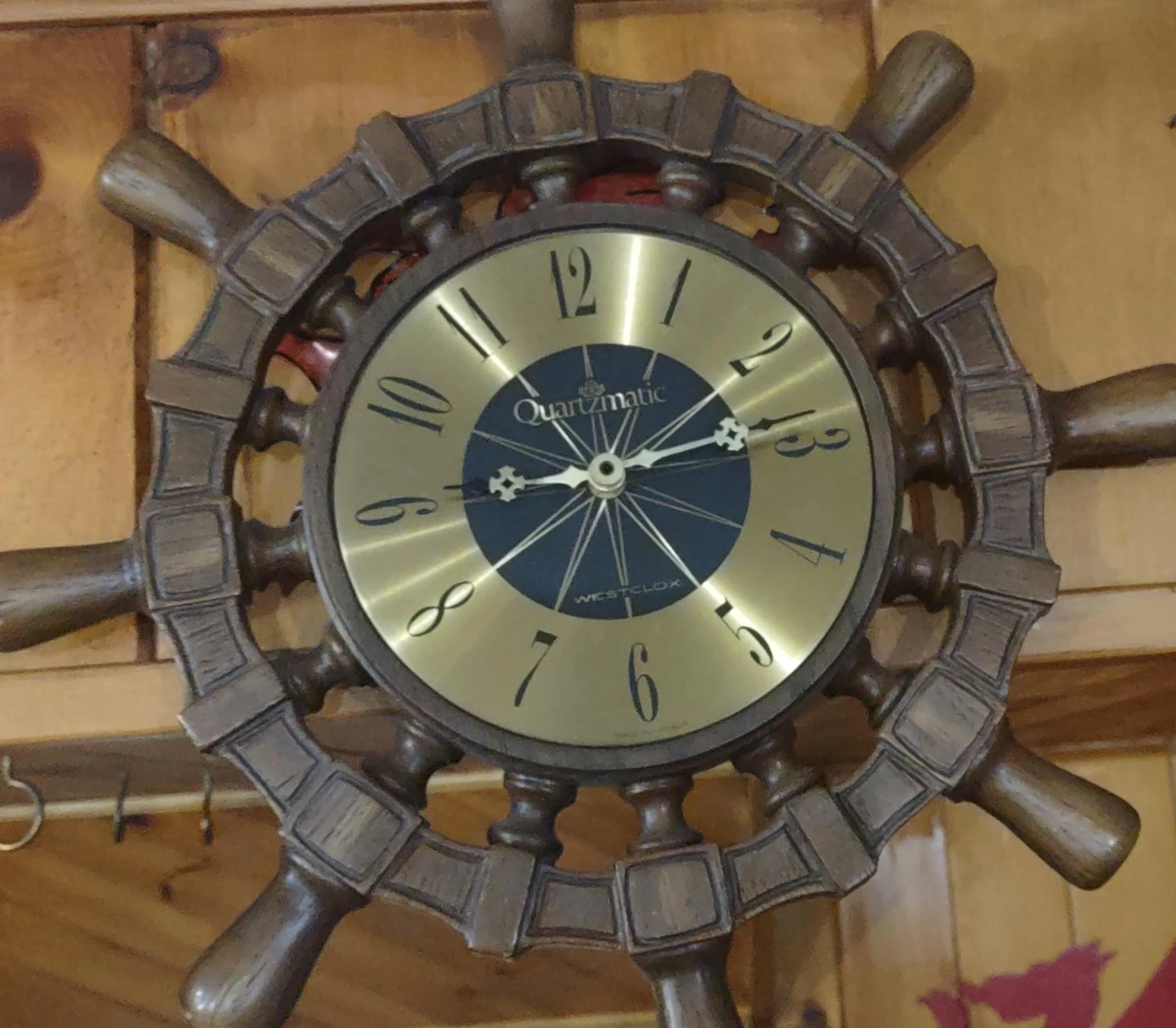 Quartzmatic Ship Wheel Wall Clock