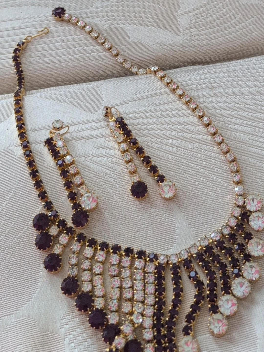 Vintage Necklace & Earring Set