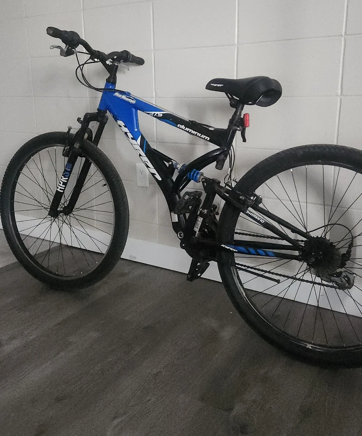 Hyper Aluminum 27.5" Mountain Bike