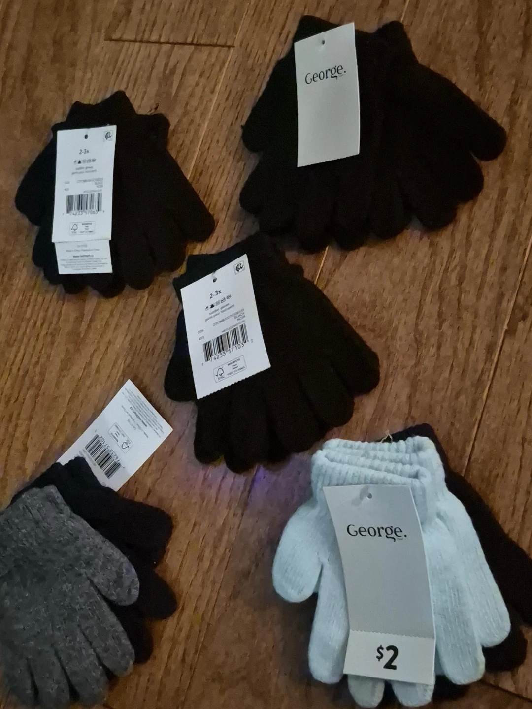 George Kids Gloves - Size 2-3 - New - photo 2