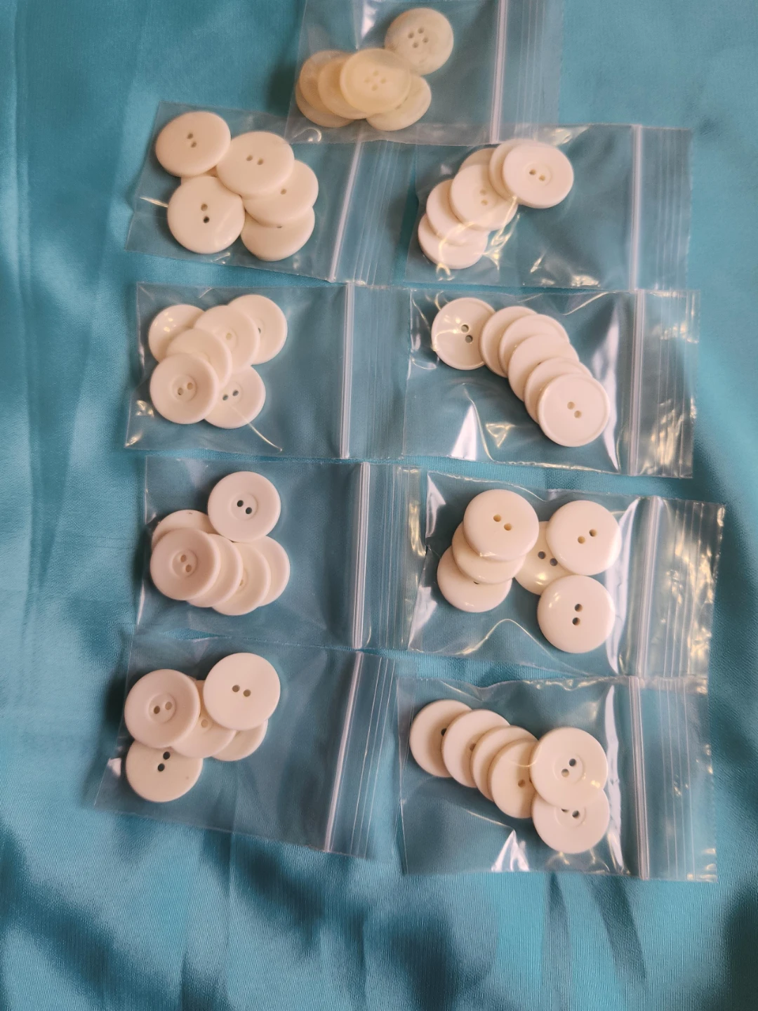 Bag of Cream 2-Hole Buttons