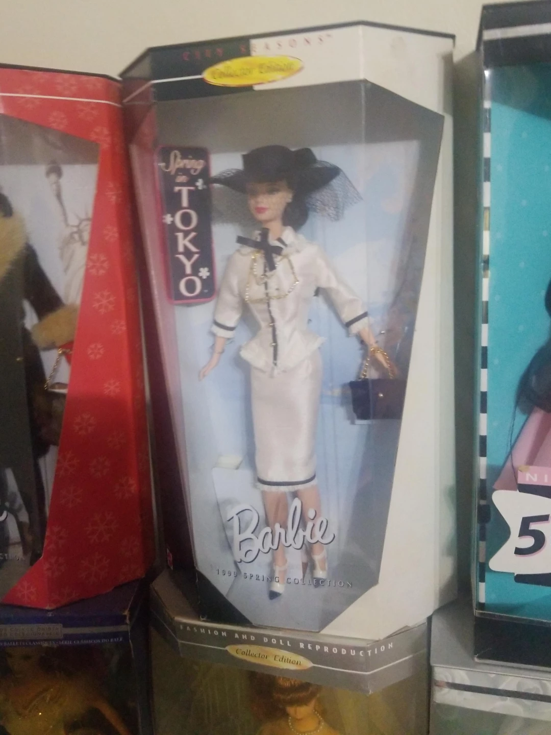 Barbie 1999 Spring Collection "Spring in Tokyo" Doll
