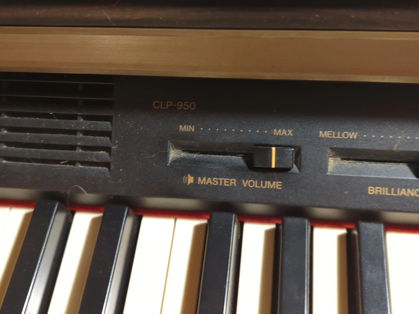 Yamaha Clavinova CLP-950 Digital Piano