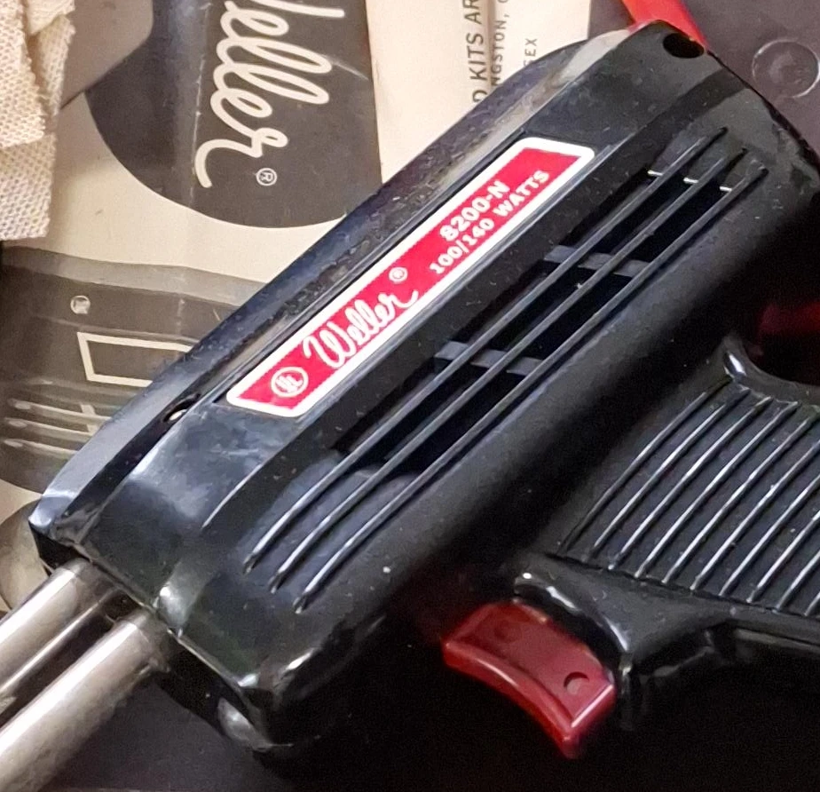 Weller 8200-N Soldering Gun - 100/140 Watts