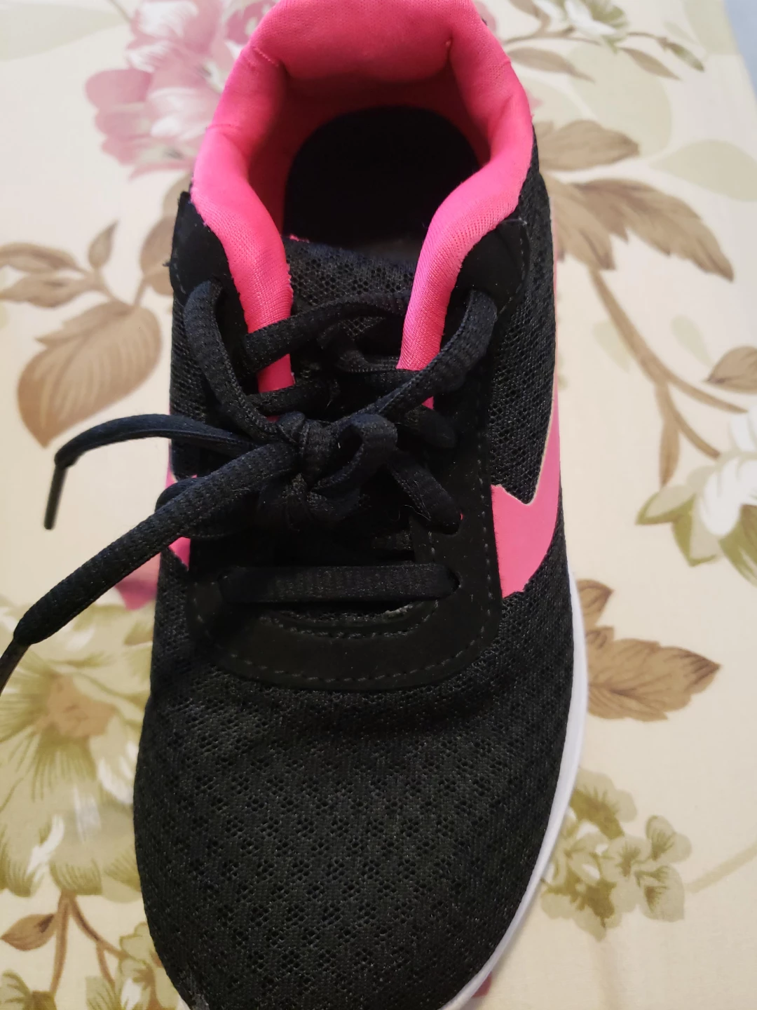 Athletic Works Black & Pink Sneakers