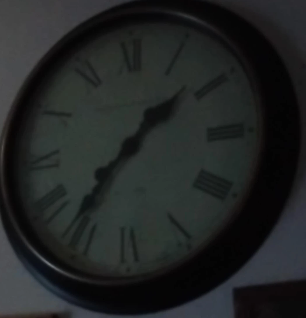 Round Wall Clock with Roman Numerals