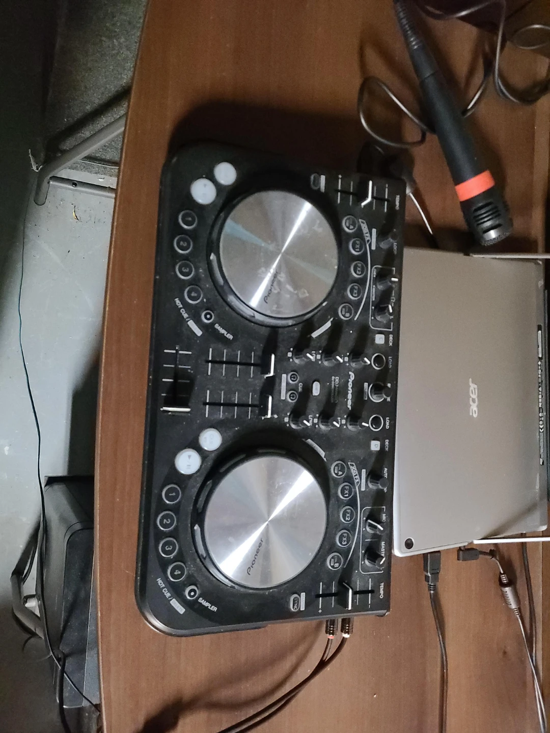 Pioneer DJ Controller