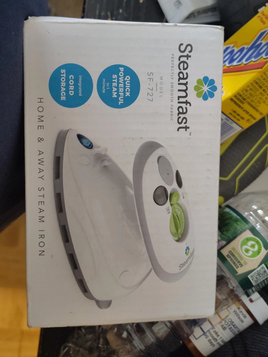 Steamfast SF-727 Home & Away Steam Iron
