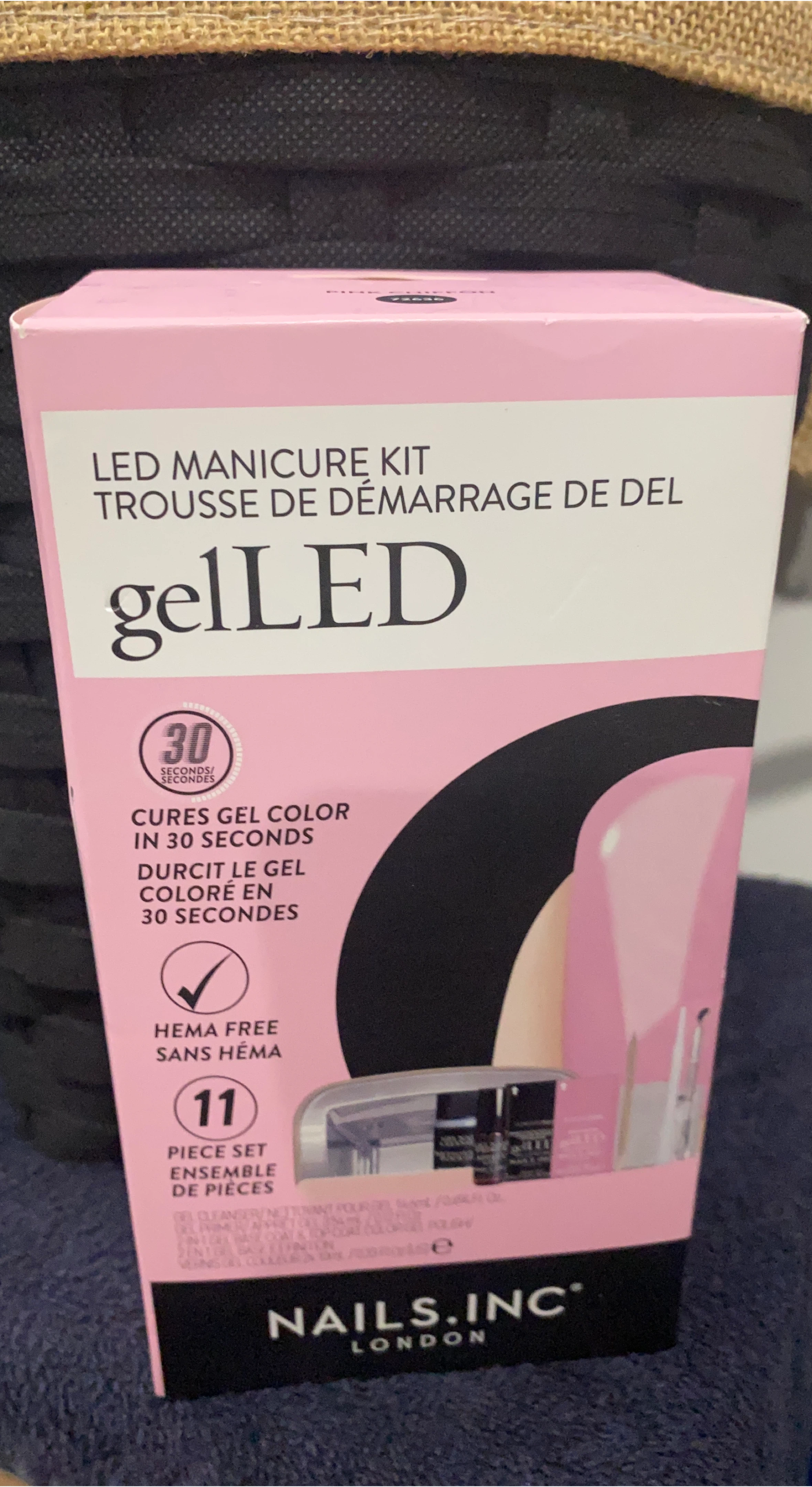 Nails.INC gelLED LED Manicure Kit