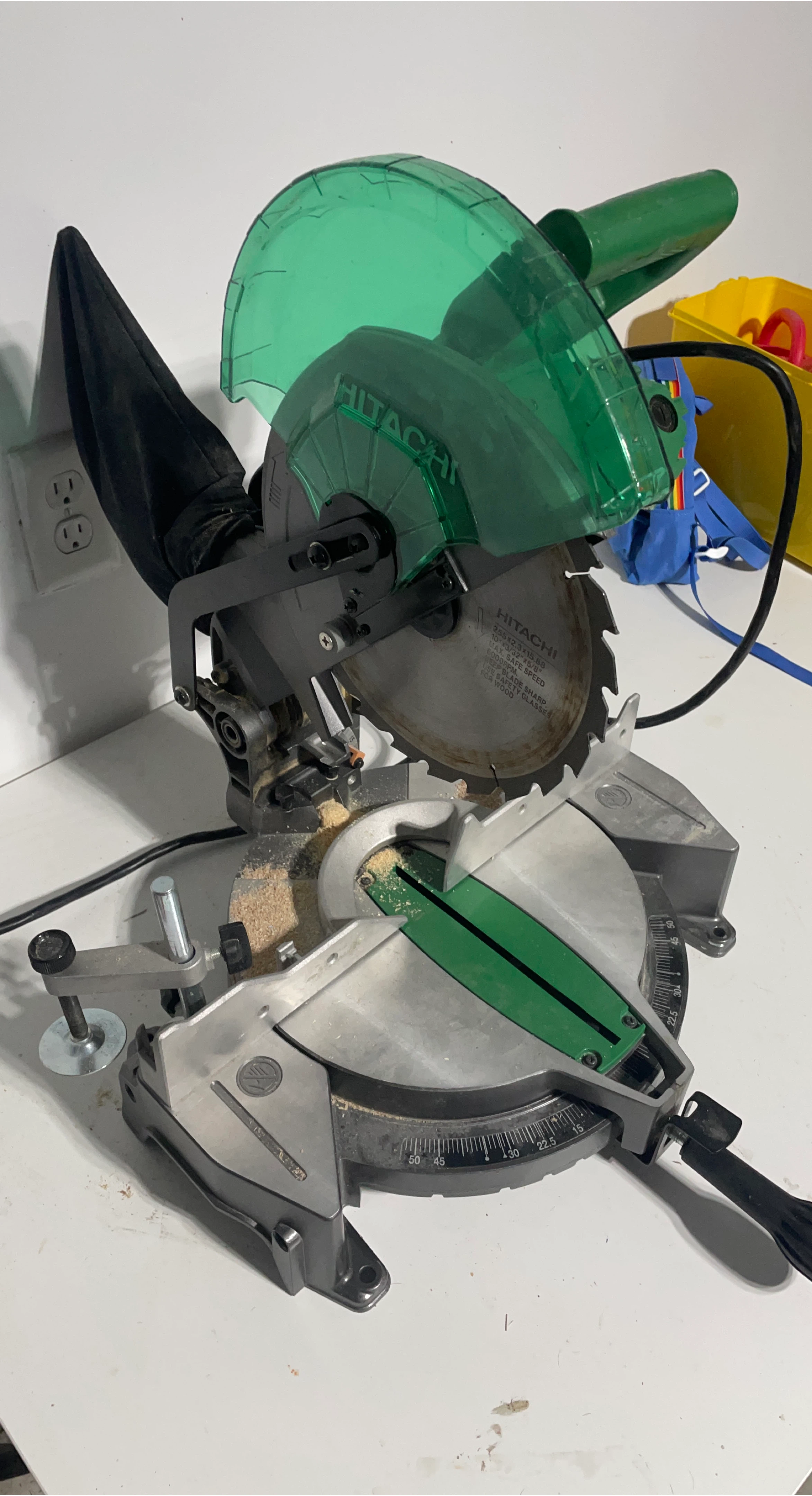 Hitachi Compound Miter Saw 10 inch