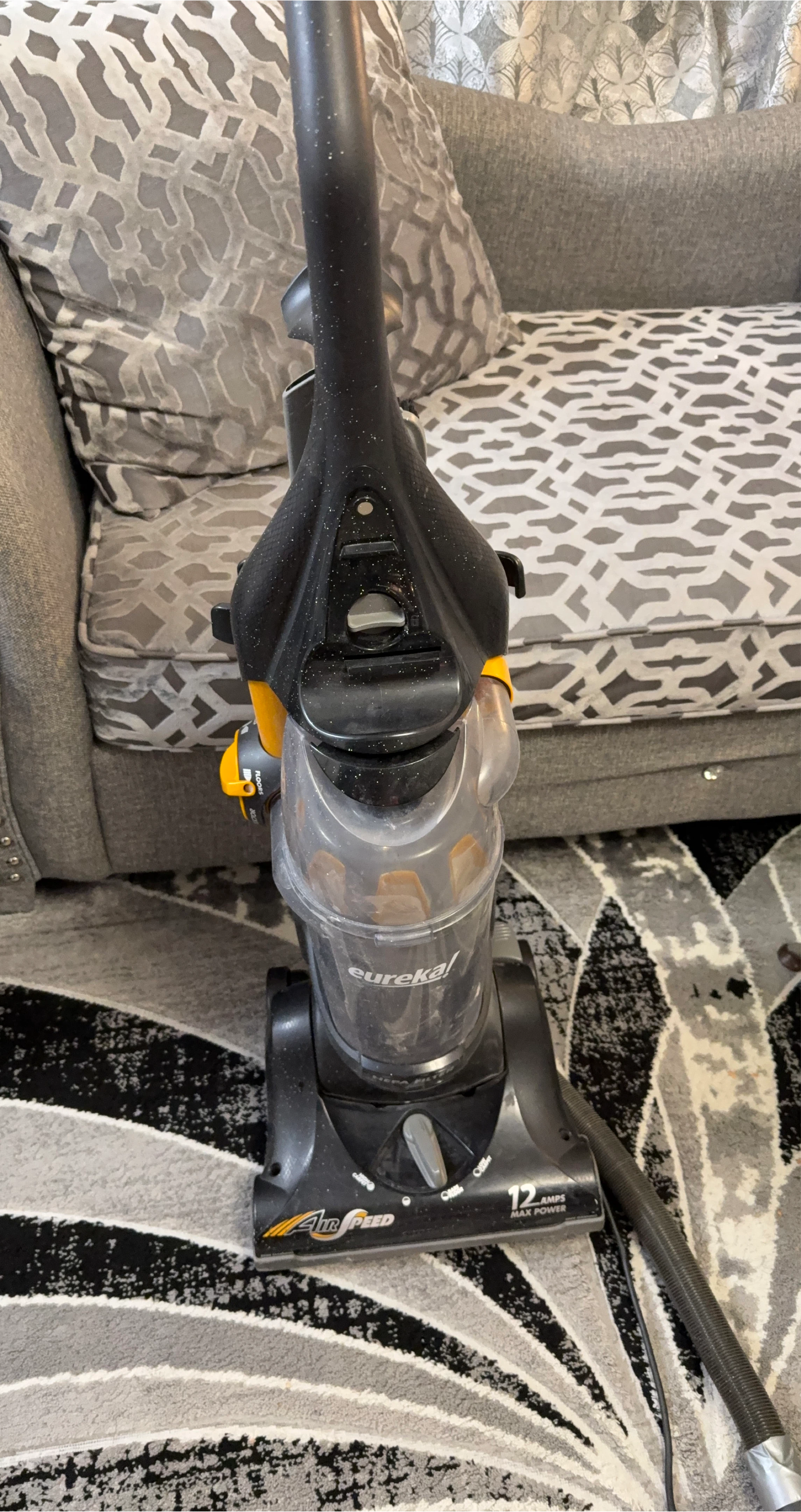 Eureka Airspeed 12 Amps Vacuum