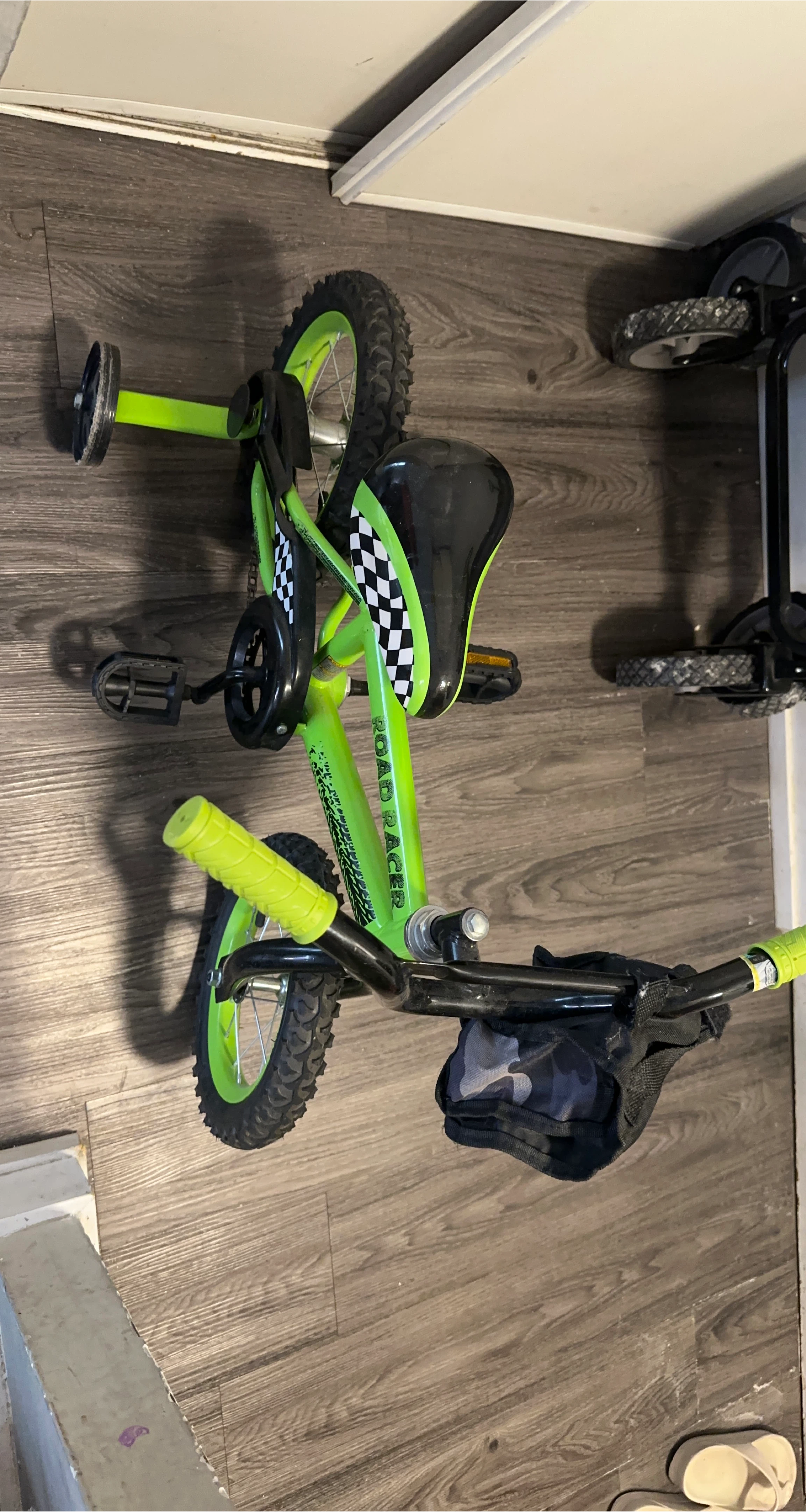 Road Racer Kids' Green Bike 3-5 years