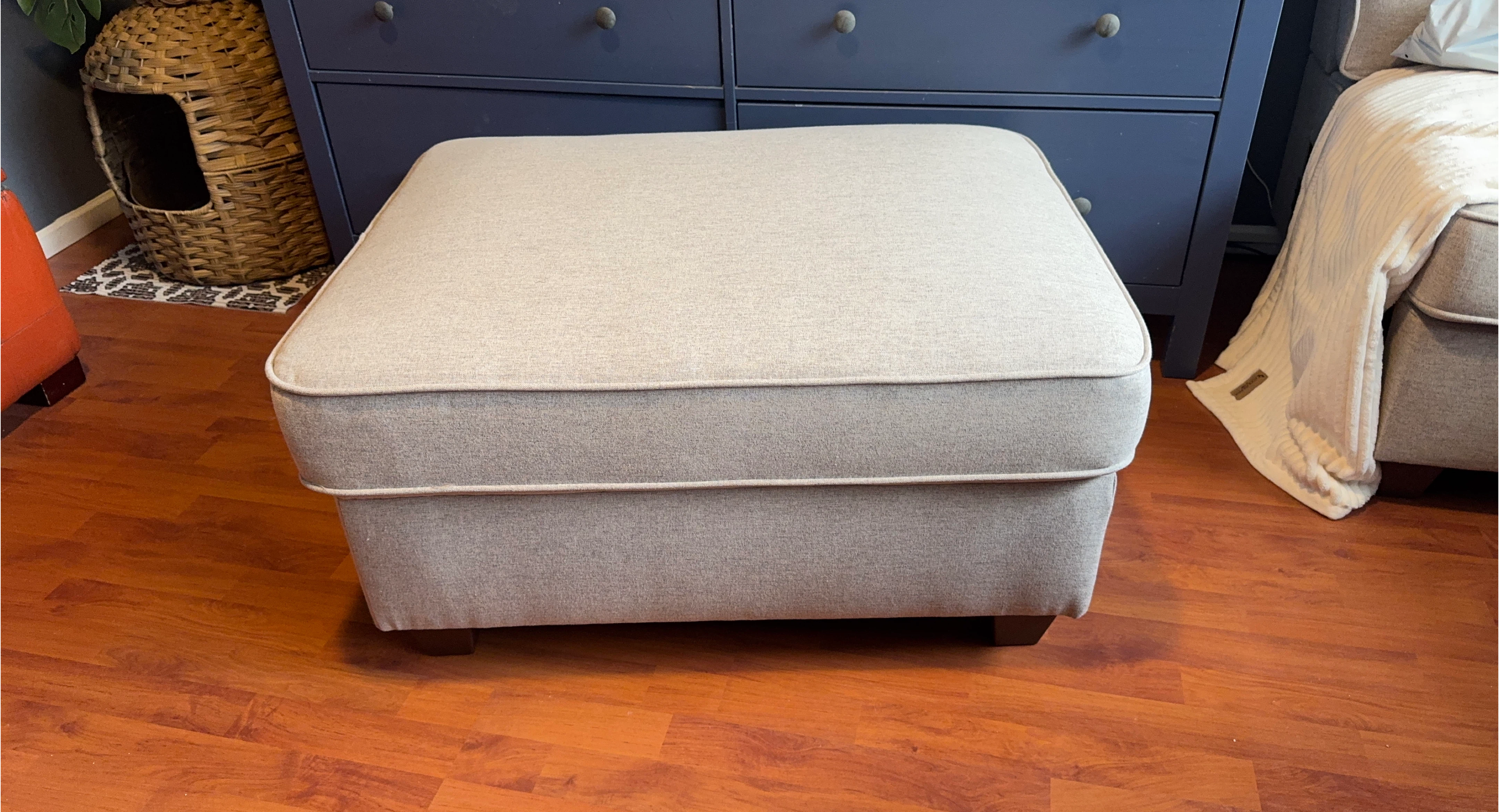Light grey Ottoman