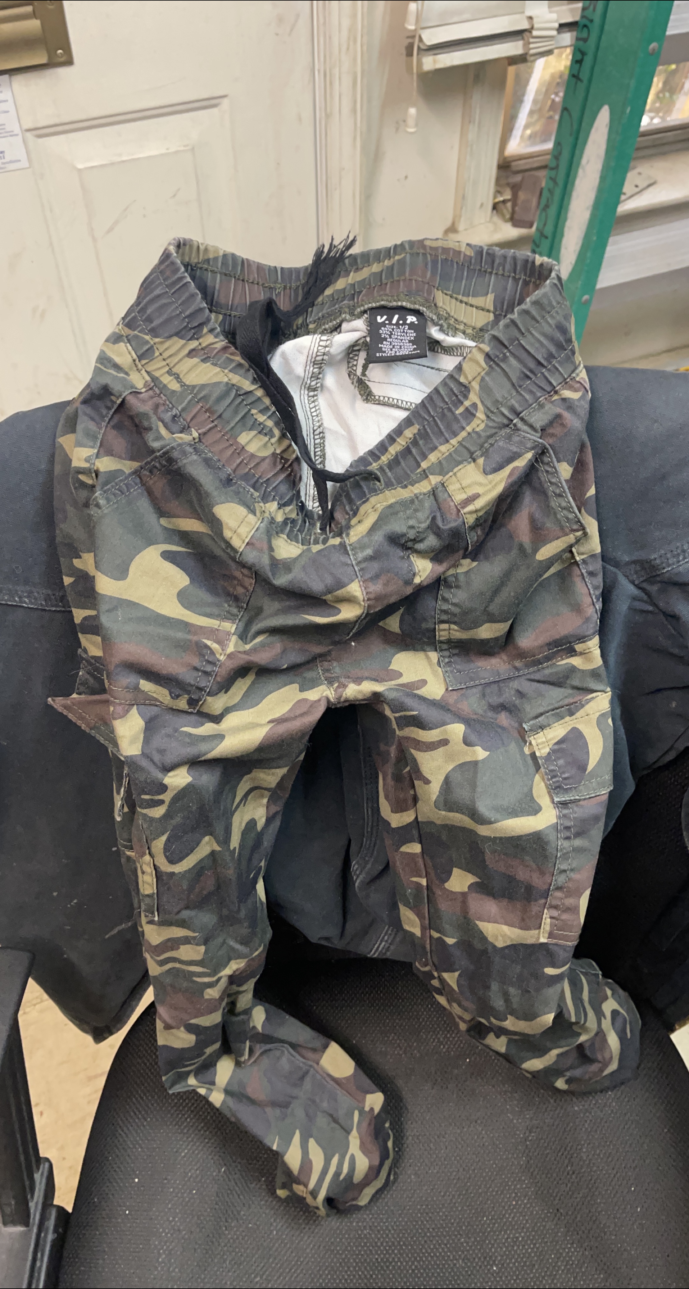 V.I.P. Camo Jogger Pants Size 1/2