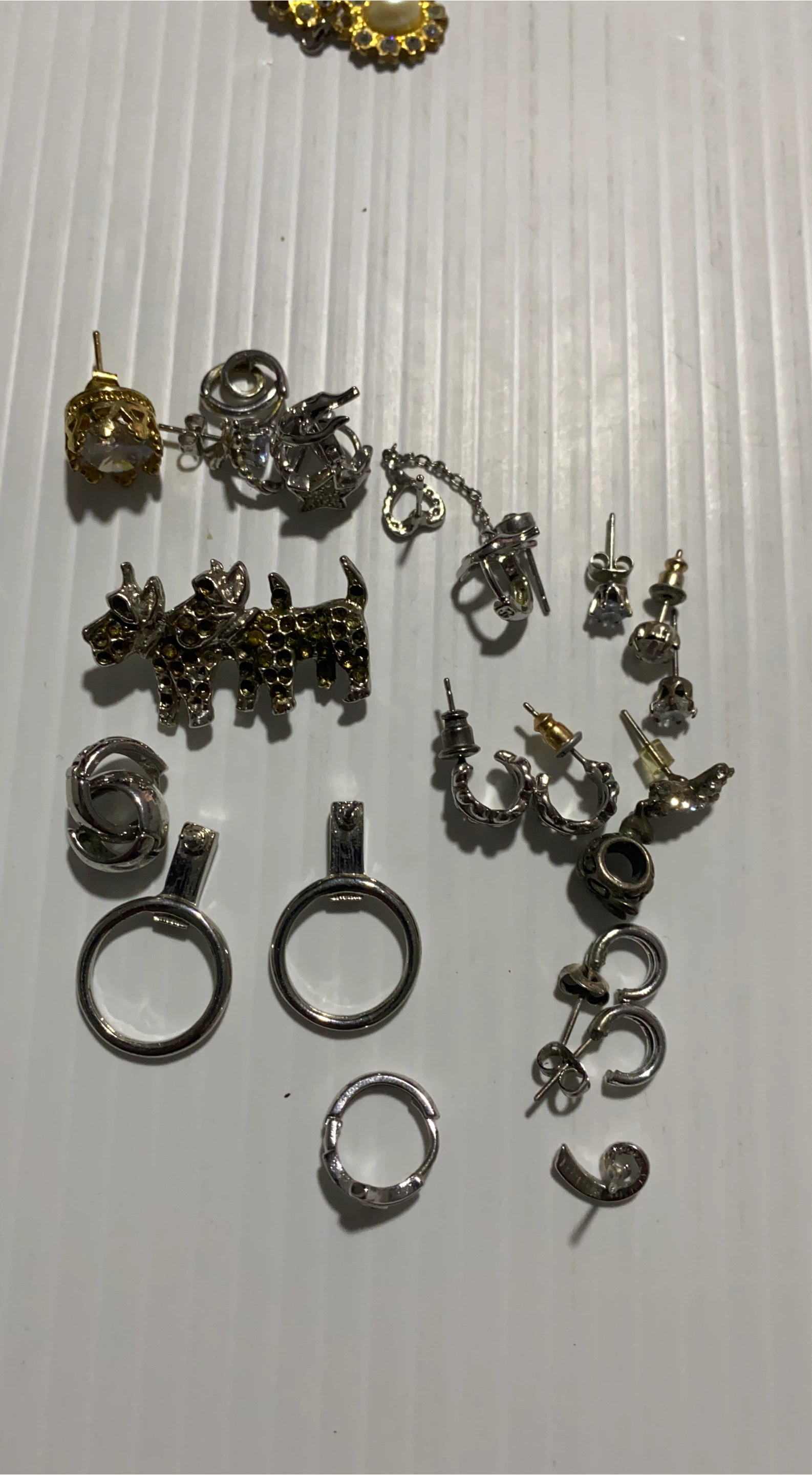 Assorted Costume Jewellery
