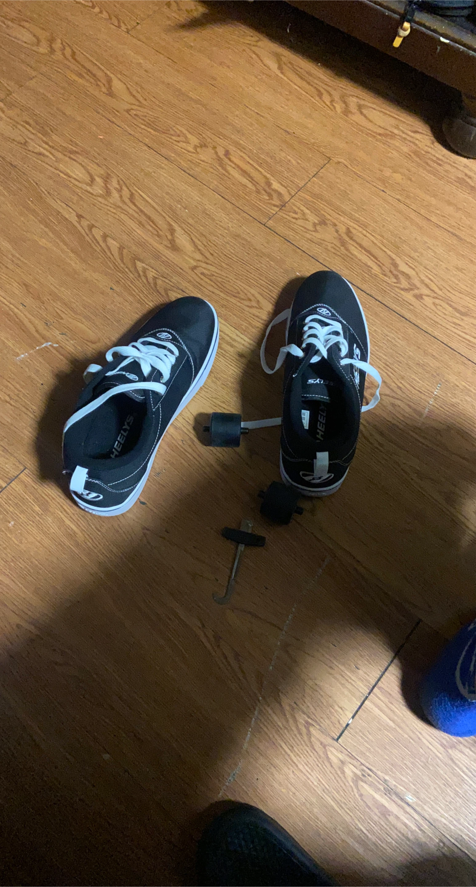 Heelys Roller Shoes - Black & White