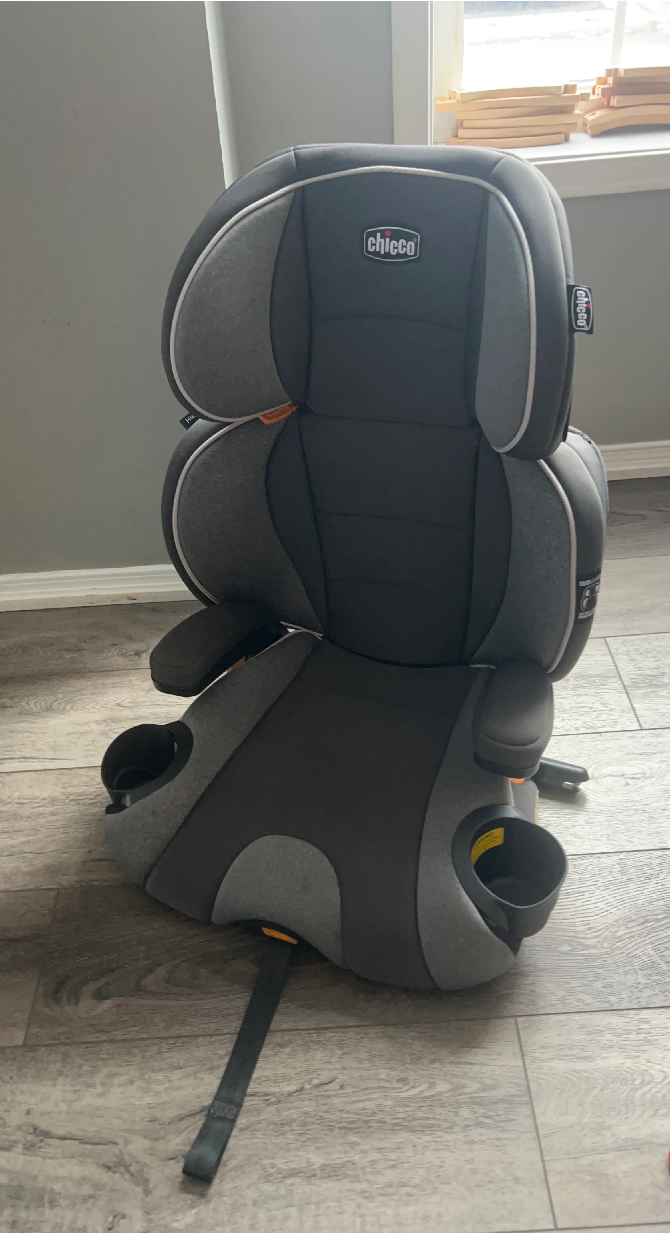 Chicco KidFit Booster Car Seat