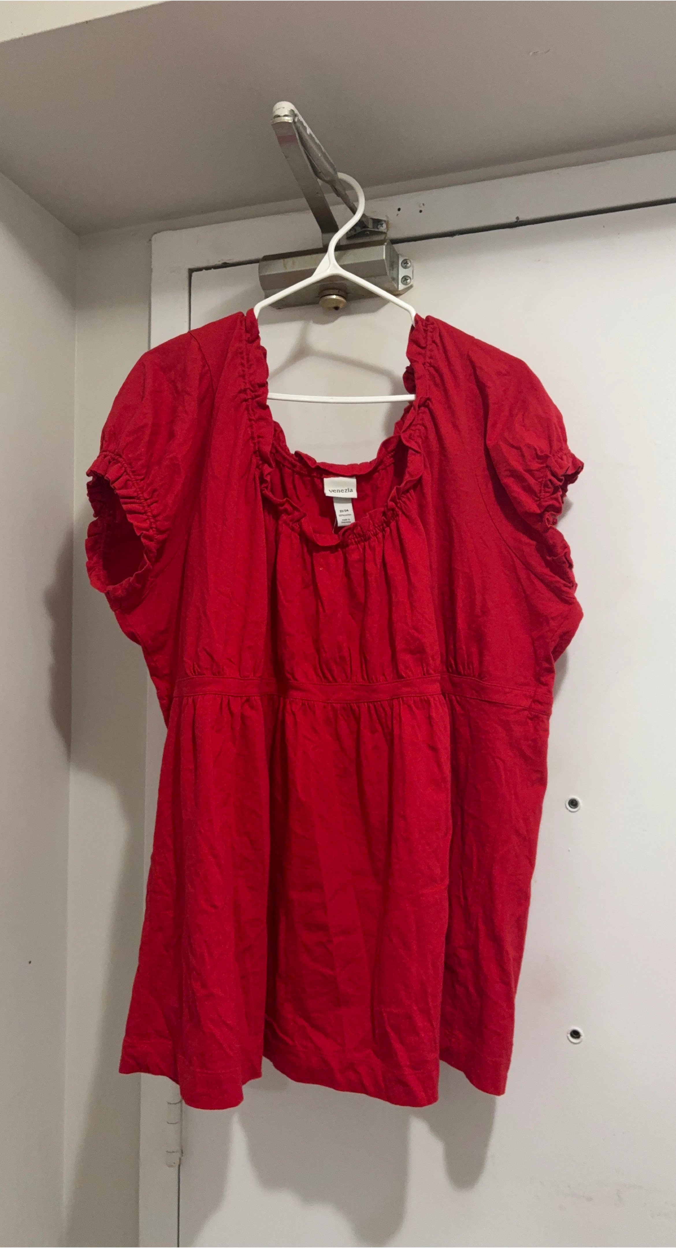 Venezia Red Off-the-Shoulder Top Size 22/24