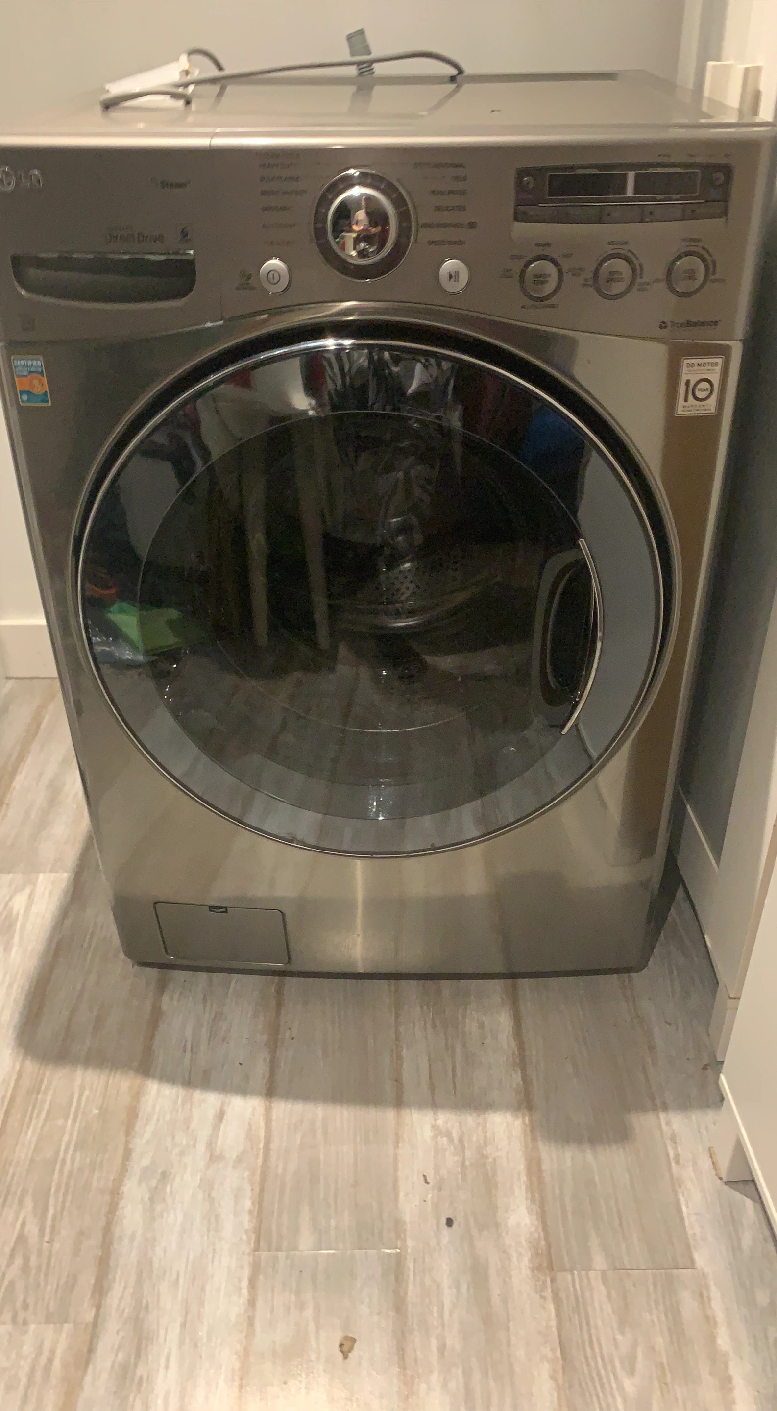 LG TrueBalance Silver Washing Machine
