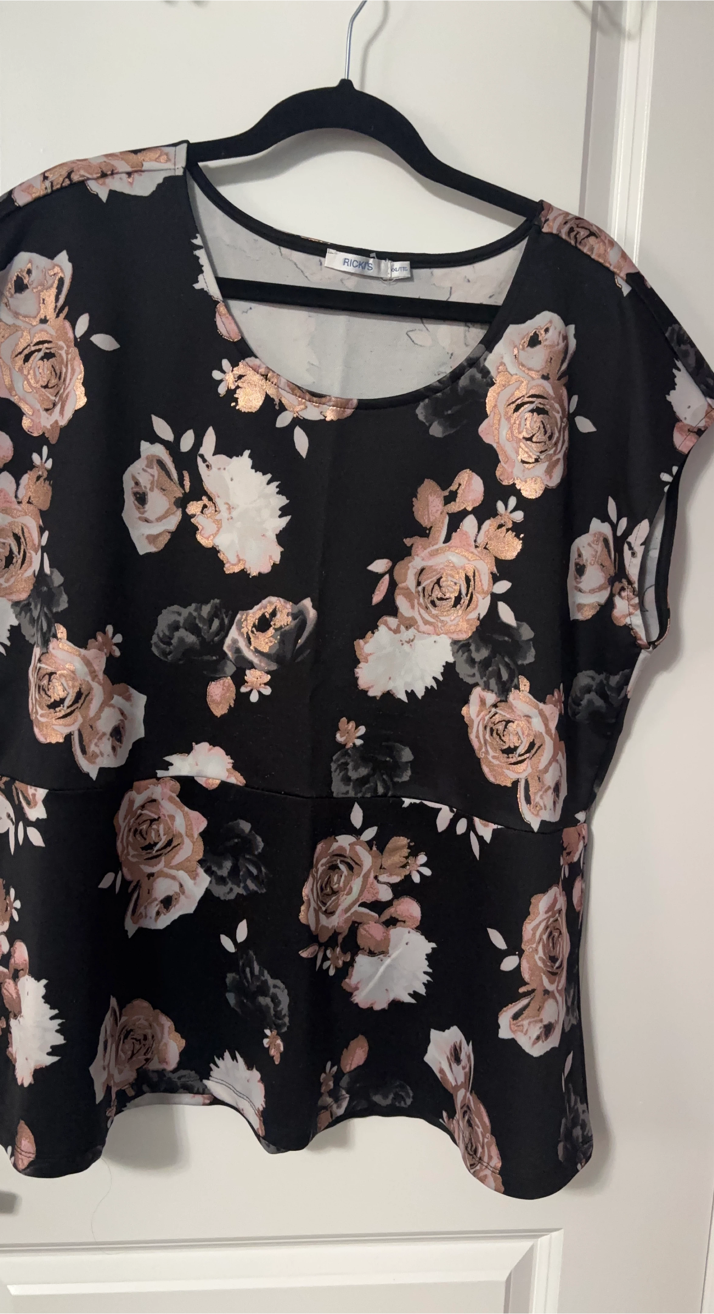 Ricki's Black Floral Peplum Top